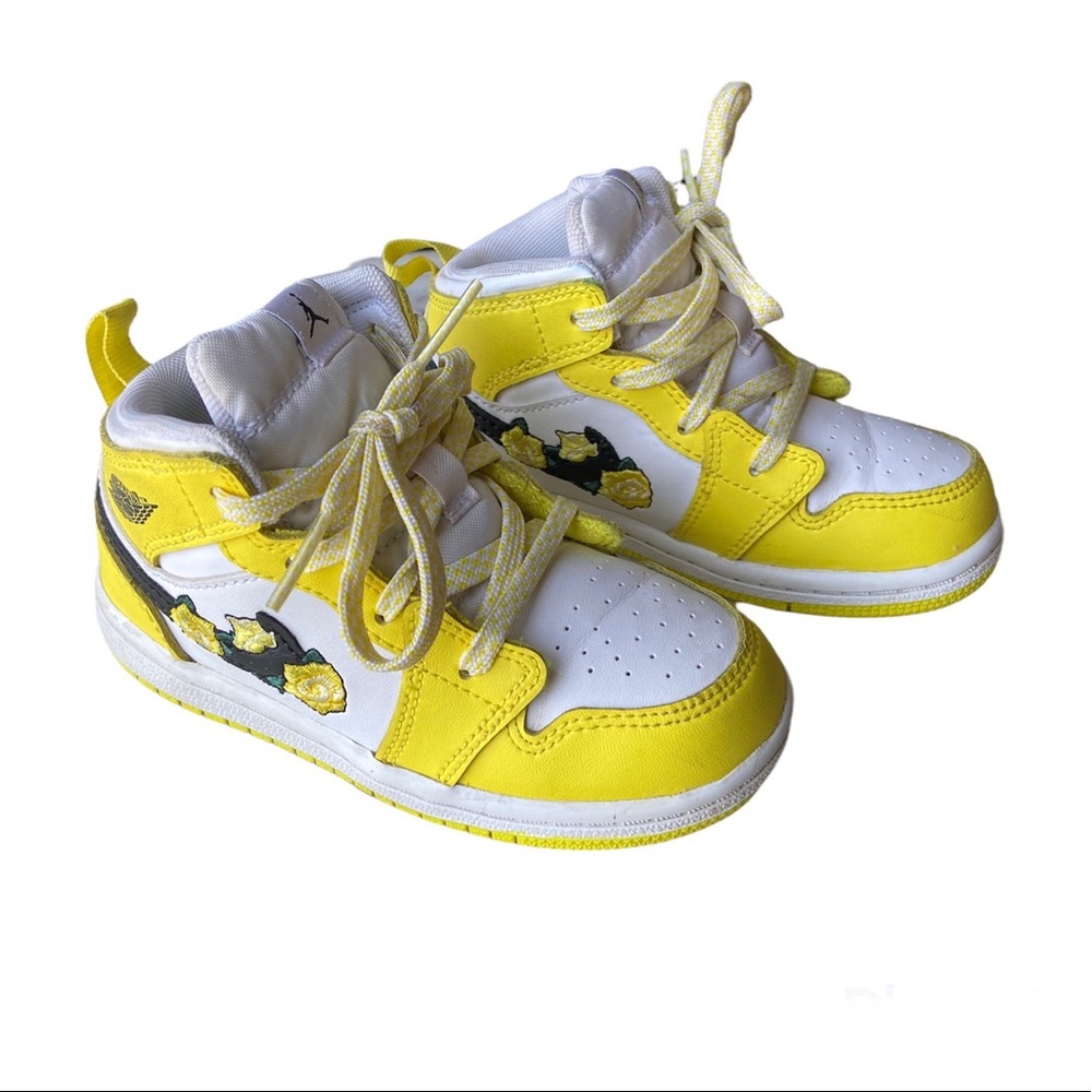 Nike Air Jordan 1 Mid SE TD Rose Patch Dynamic Yellow AV5172-700